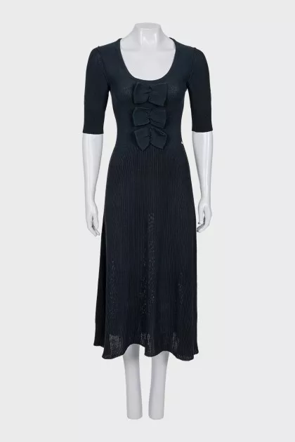 Knitted dress with bows
