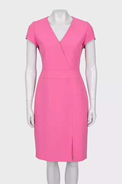 Pink dress with short sleeves