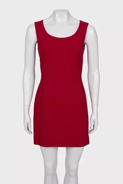 Red fitted sleeveless dress
