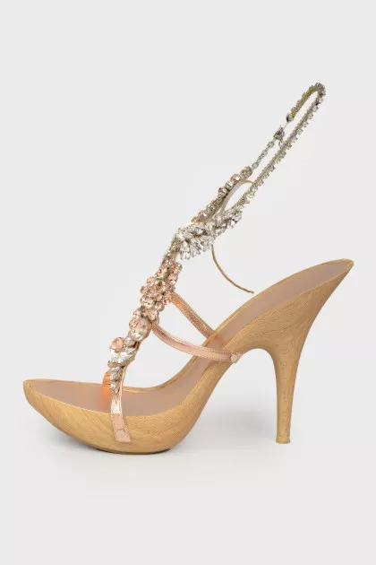 Open sandals with rhinestones