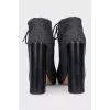 Textile ankle boots with a stable heel
