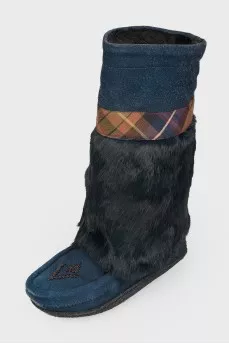 Low-cut boots with fur