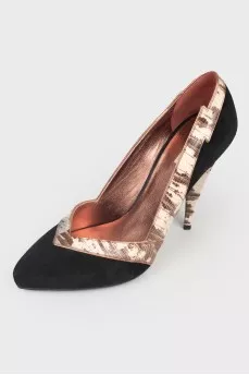 Vintage shoes with inserts for snake skin