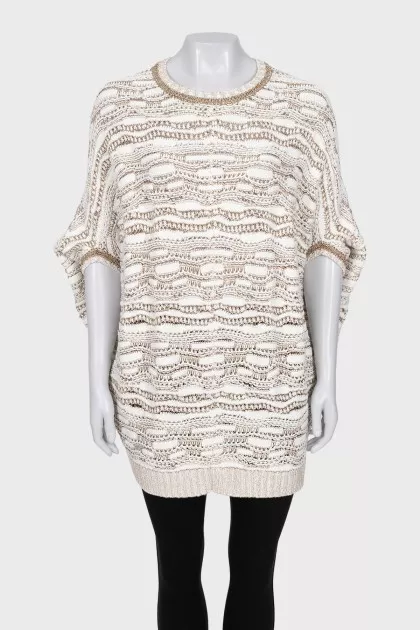 Oversized jumper with gold thread