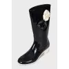 Black rubber boots decorated with flowers