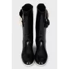 Black rubber boots decorated with flowers