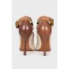 White leather open-toe shoes
