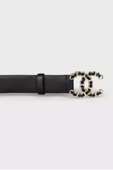 Leather belt with logo buckle