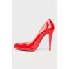 Varnished stilettos