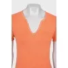 A straight T-shirt with accent seams