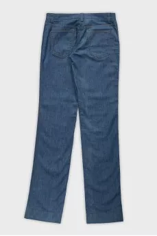 Blue straight jeans with a zipper