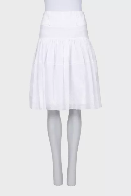 Skirt with a zipper and embroidery