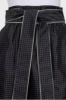 Silk skirt with a small print and a belt