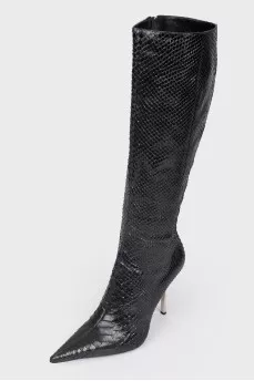 Pointed toe high boots