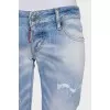 Low-rise jeans with a ripped effect
