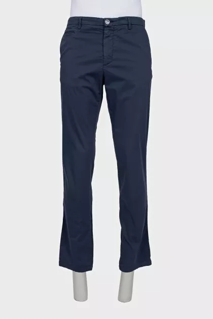 Men's straight-leg trousers with buttoned pockets