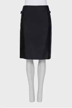 Black straight skirt