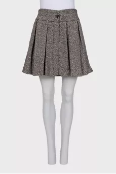 Button-down skirt with tag