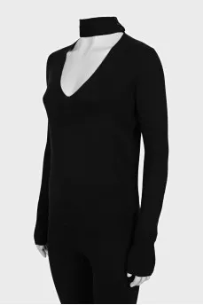 Black pullover with a collar