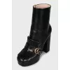 Leather ankle boots with brand logo