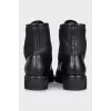 Insulated leather boots with laces