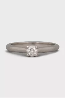 Platinum diamond ring