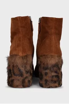 Suede ankle boots with fur heels