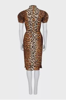 Dress with a removable cape
