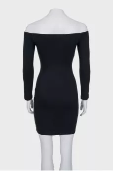Black fitted dress with embroidery
