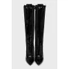 Patent leather boots with elastic bands