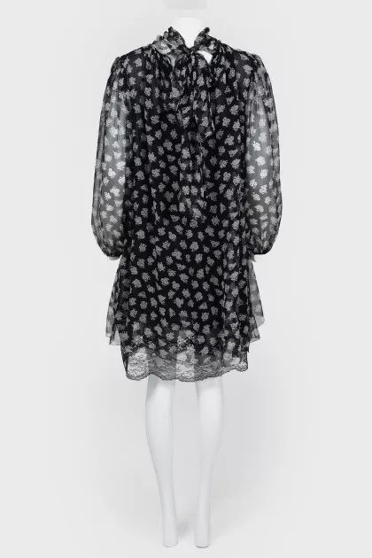 Translucent free dress