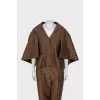 Jacket and trousers suit with shiny thread