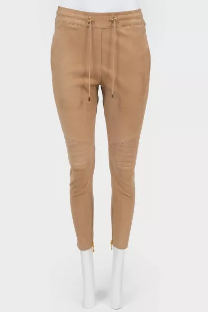 Elastic bands and lacing pants