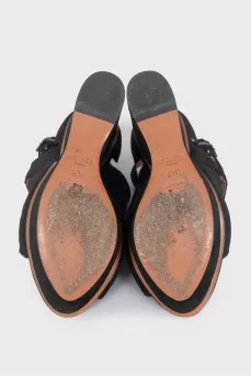 Suede sandals with shaped elements