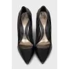 Leather high heels with decoration