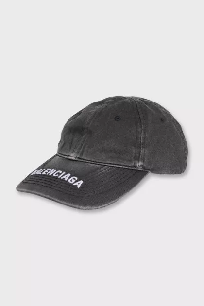 Gray cap with branded embroidery