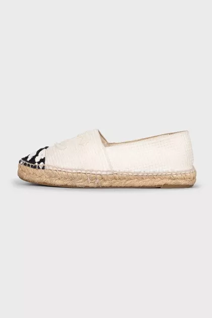 Espadrilles with a signature logo