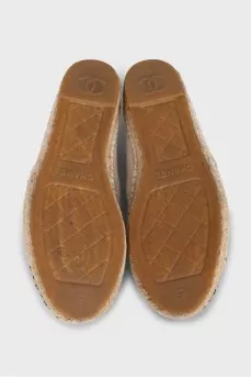 Espadrilles with a signature logo