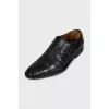 Men's lace-up shoes with embossed leather