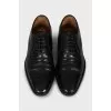 Men's lace-up shoes with embossed leather