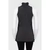 Sleeveless TOP with a high gate