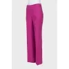 Loose-fitting linen trousers