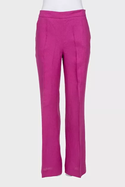 Loose-fitting linen trousers