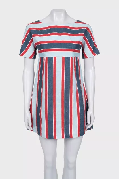 Striped dress with a zipper