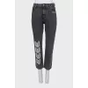 Cropped gray jeans with embroidery