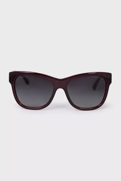 Wayfarer red sunglasses