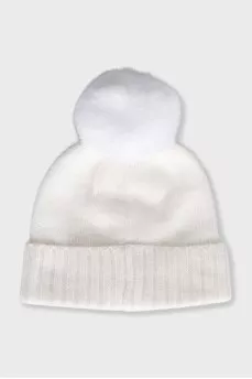 White hat with a golden logo