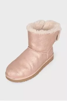 Shiny pink uggs