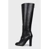 Leather boots with silver logo
