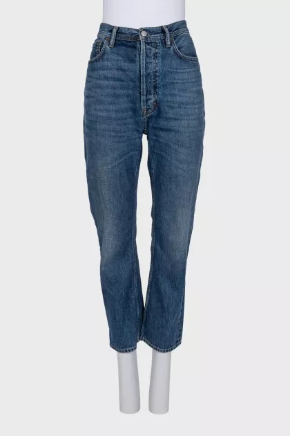 Blue straight-leg jeans with buttons
